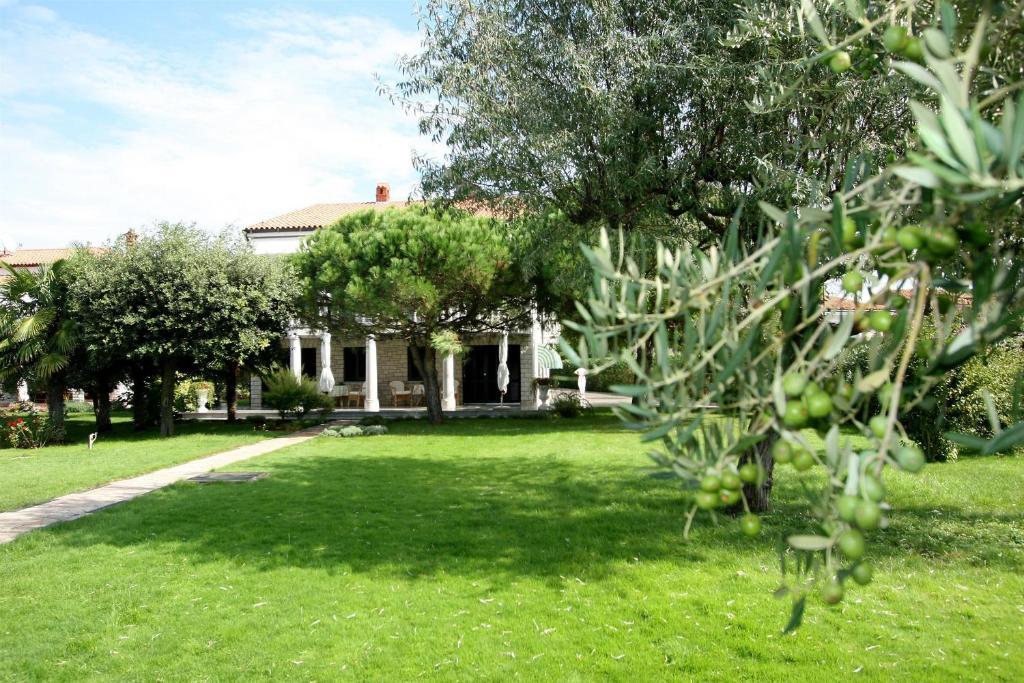 Apartments Bella Vista Umag Exterior foto